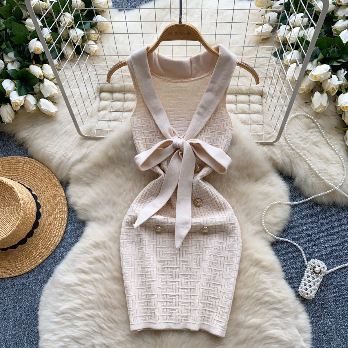 Niche Bow V-neck Knitted Dress