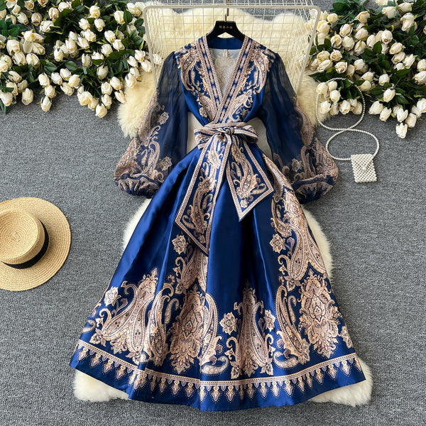Courtly Floral Printed One-piece Dress