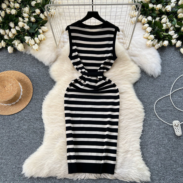 Niche Color-blocking Striped Knit Dress