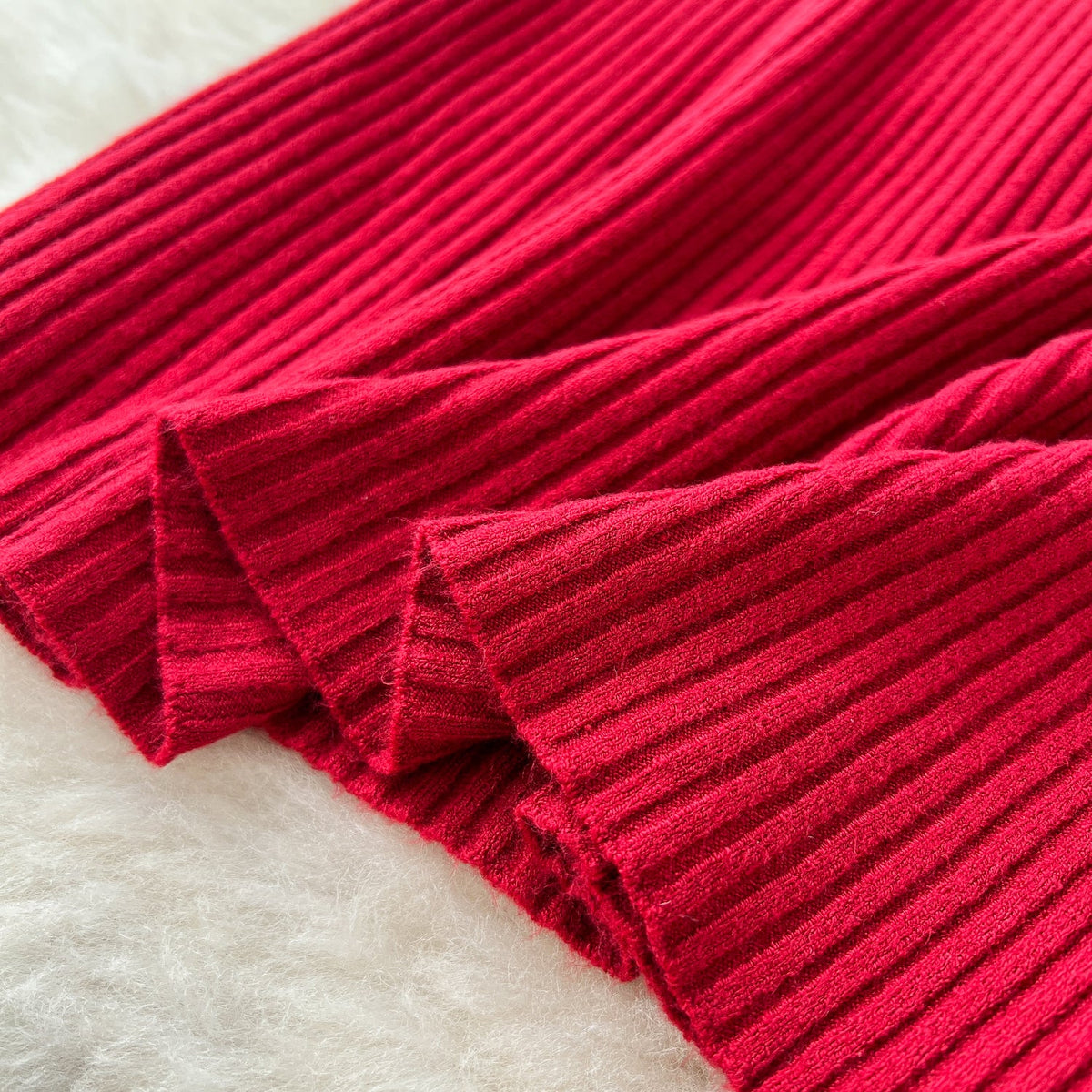 Simple Design Elastic Knitted Dress