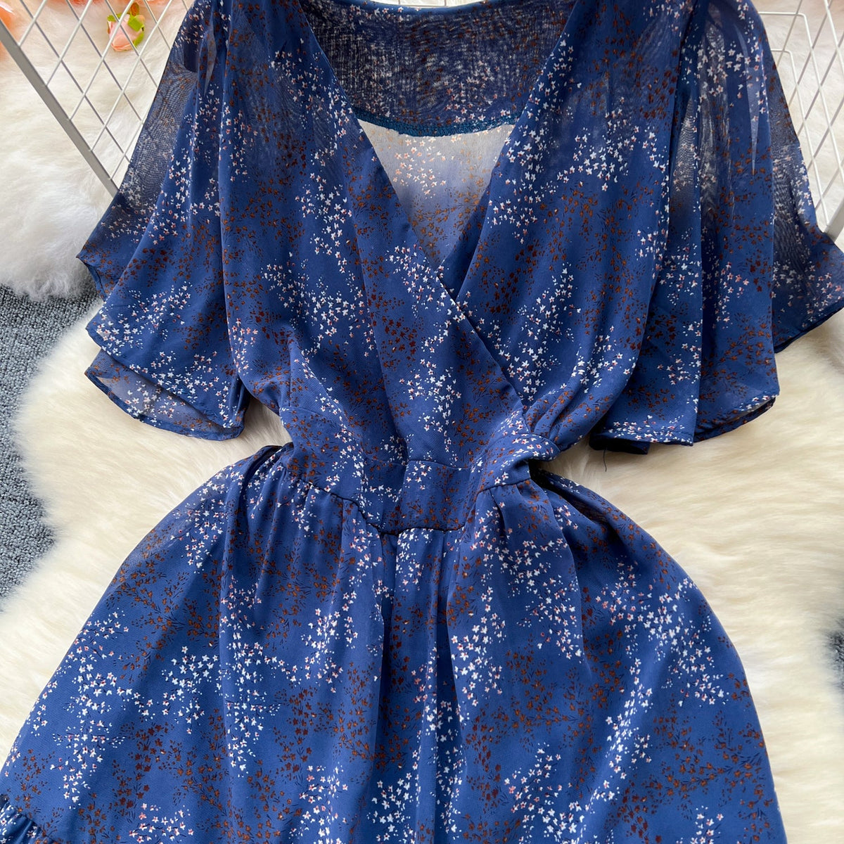French Style V-neck Floral Chiffon Dress