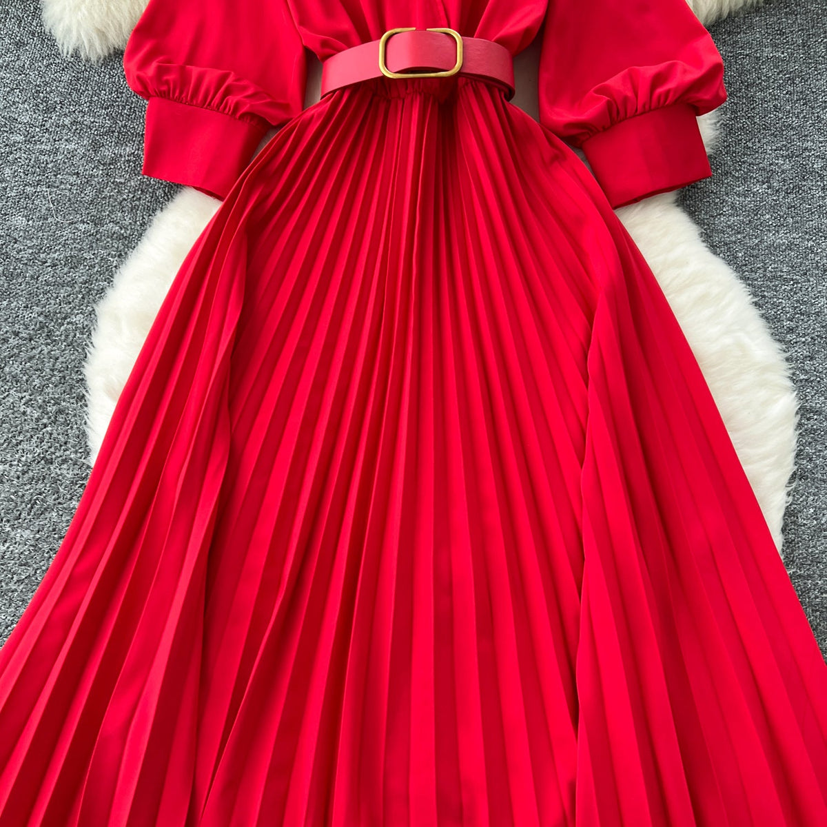 Lapeled Pleat Shirt Dress with Belt