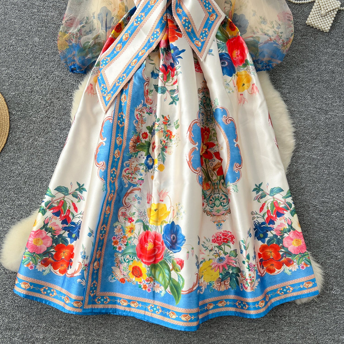 Courtly Lace-up Floral Printed Dress