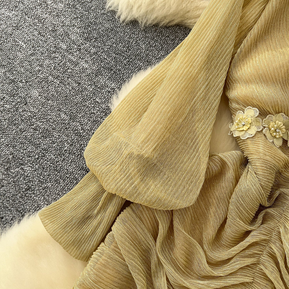 V-neck 3D Floral Ruffled Gold Dress