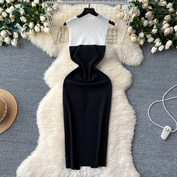 Color Blocking Black Knitted Dress