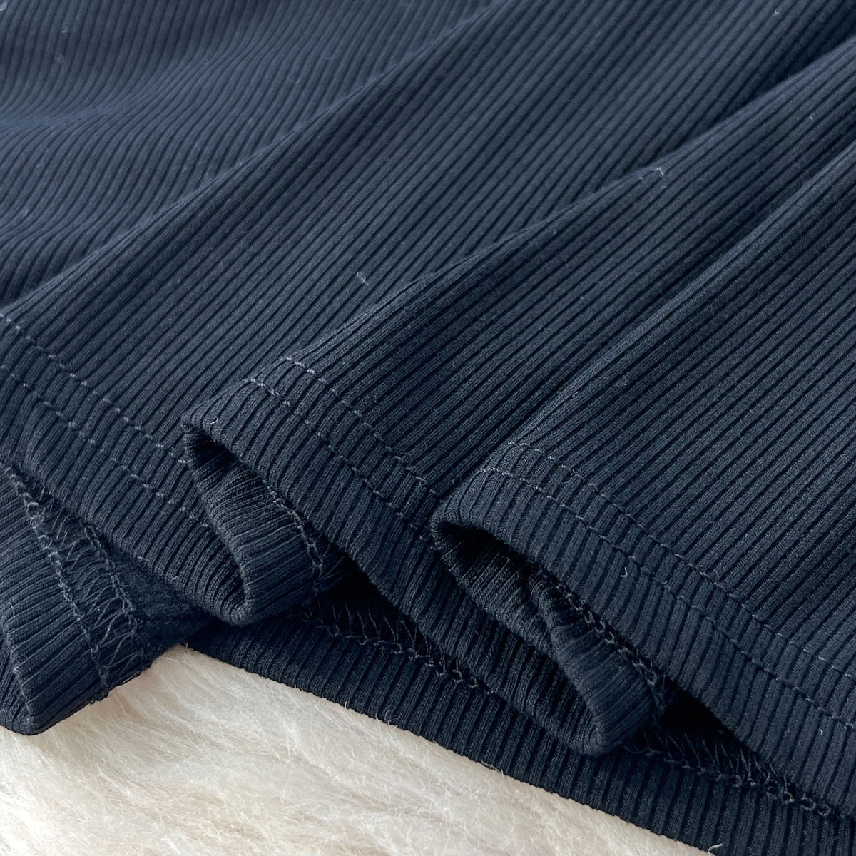 Niche Knitted Dress with PU Waistband