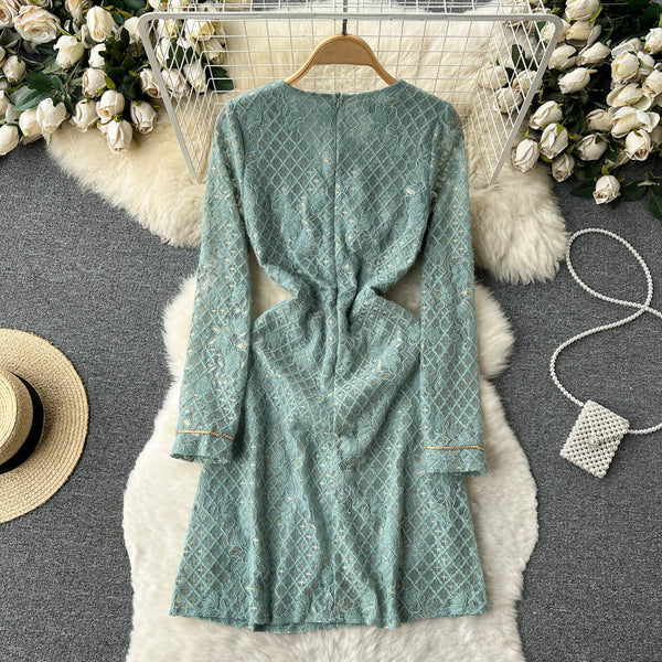 V-neck Green Lace Party Dress