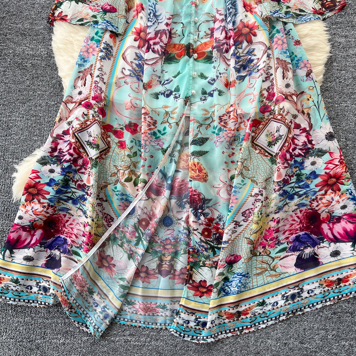 Courtly Floral Printed V-neck Dress