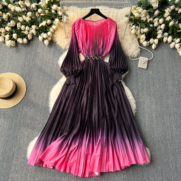 Elegant Gradient Color Pleated Dress