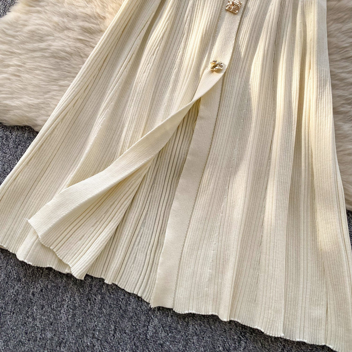 Round Collar Sleeveless Knitted Dress