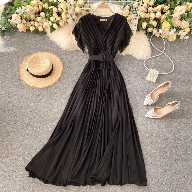 Solid Color Pleated Chiffon Dress