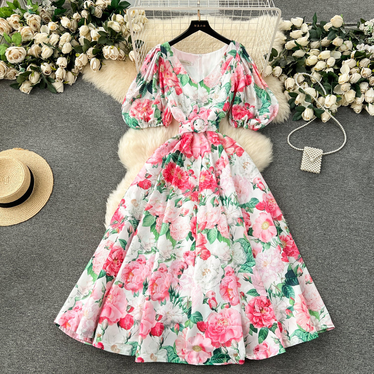 Courtly Puffy Sleeve Floral Dress
