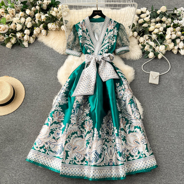 Courtly V-neck Bow Floral Dress