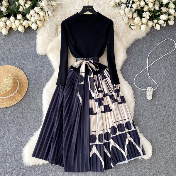 Lace-up Printed Pleated Knitted Dress
