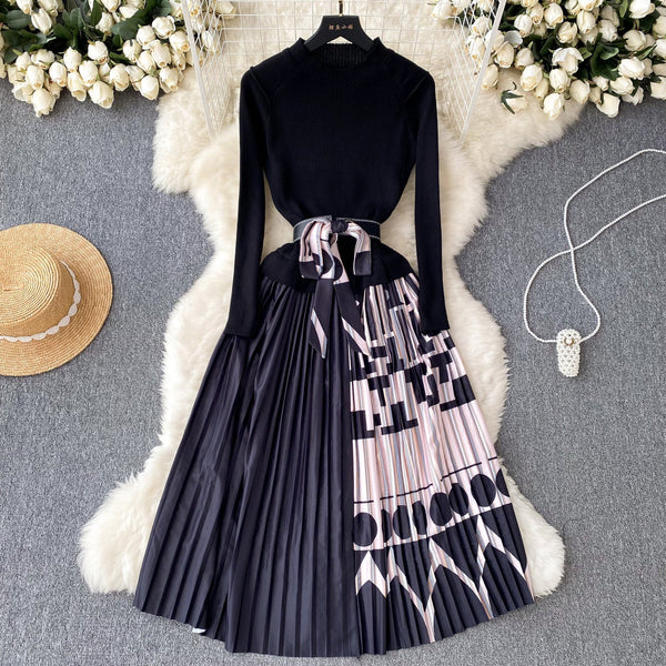 Lace-up Printed Pleated Knitted Dress