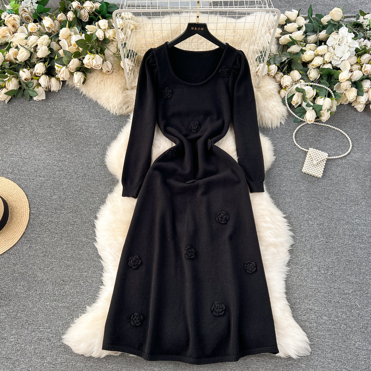 Simple Design Waist-slimming Knitted Dress