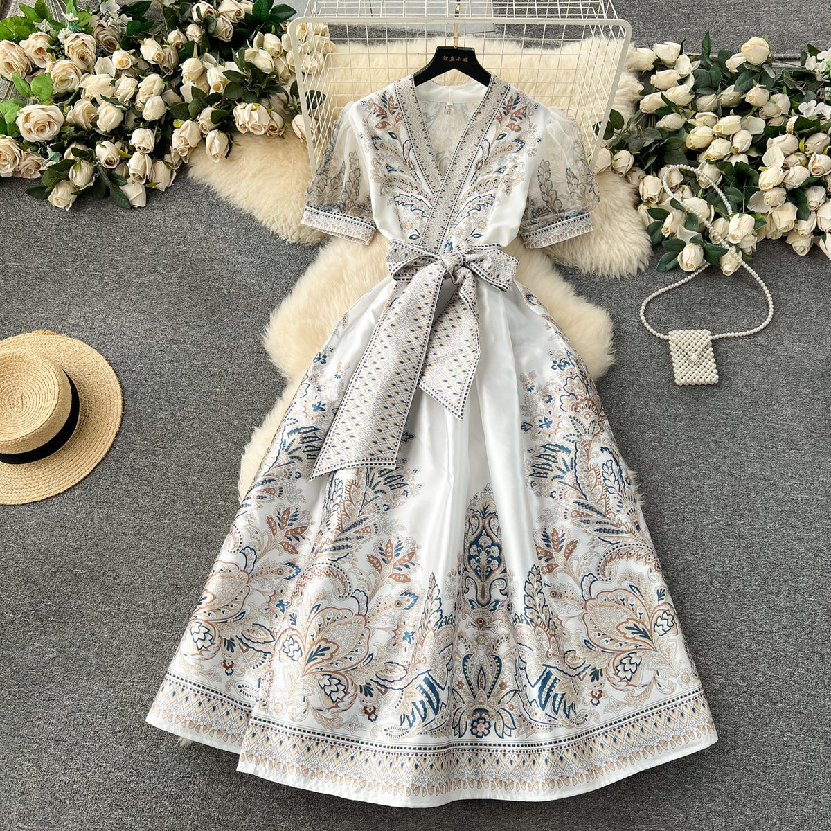 Courtly V-neck Bow Floral Dress