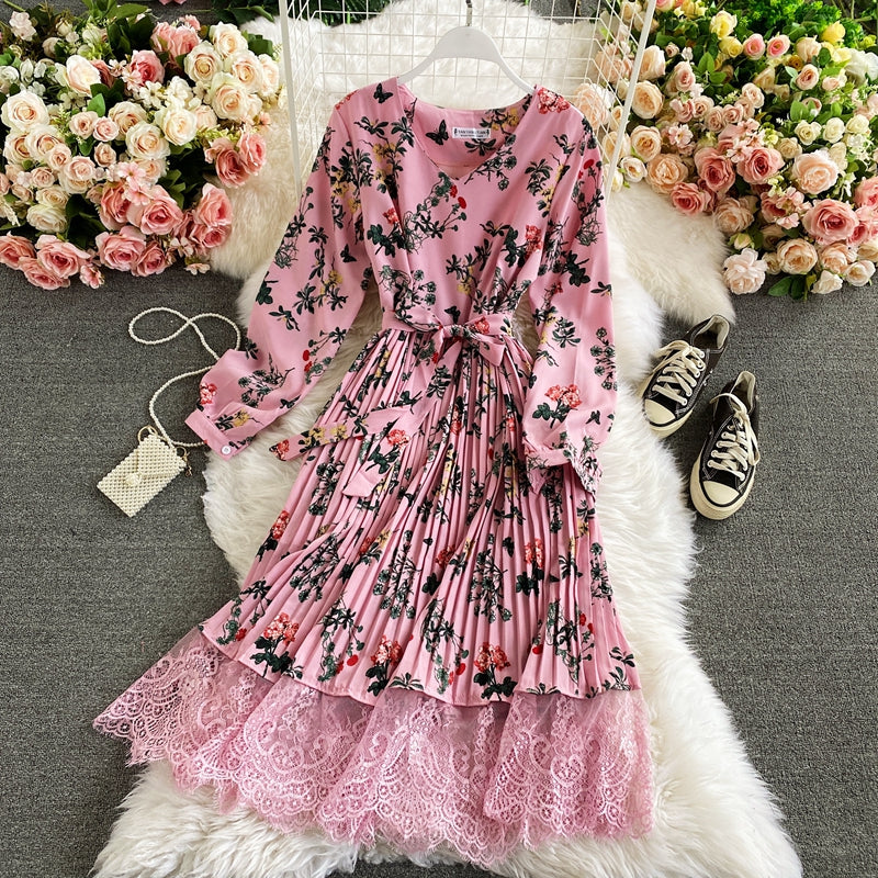 Floral Lace Patchwork Pleated Dress
