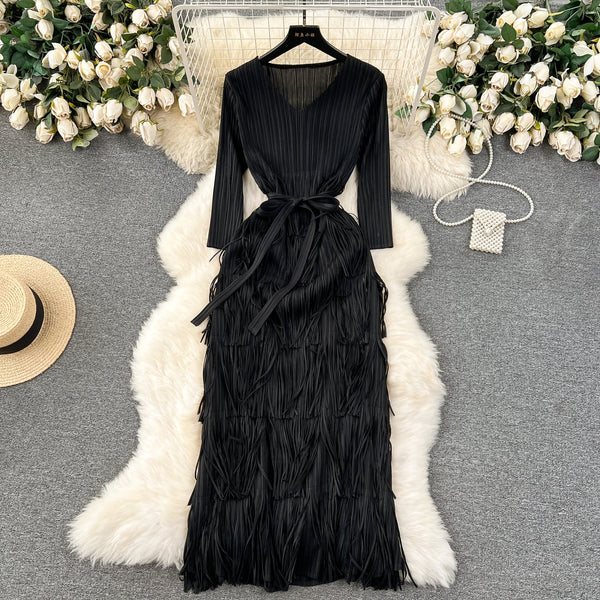 Delicate V-neck Fringed Pleat Dress