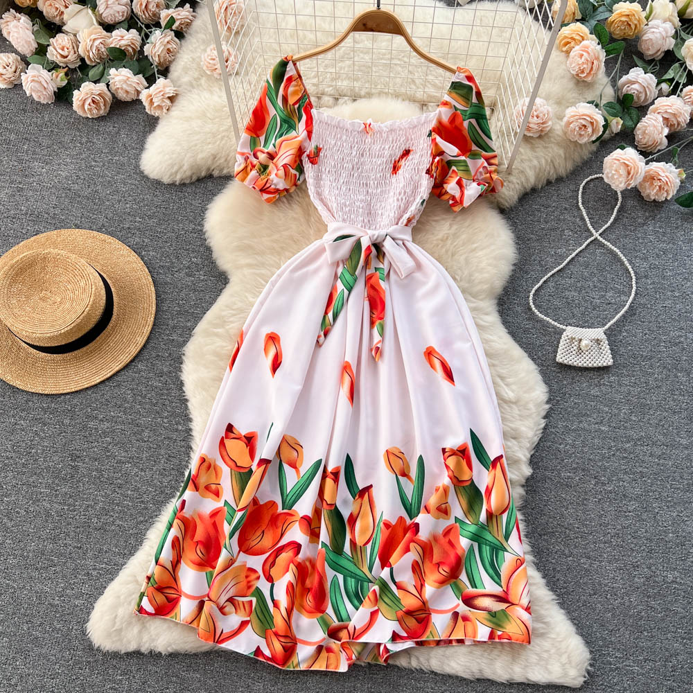 Courtly Floral Printed Lace-up Dress