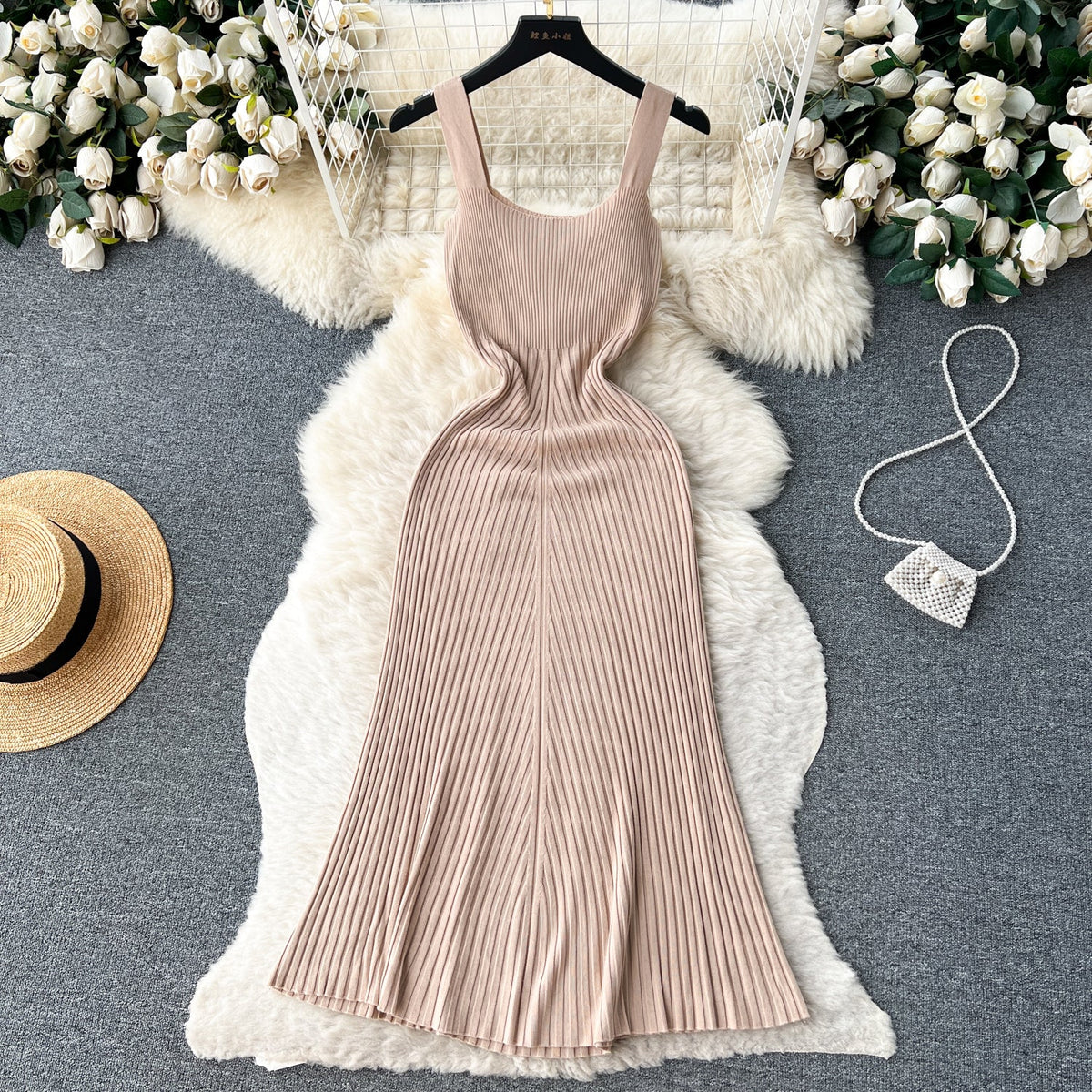 Solid Color Slim-fitting Knitted Dress