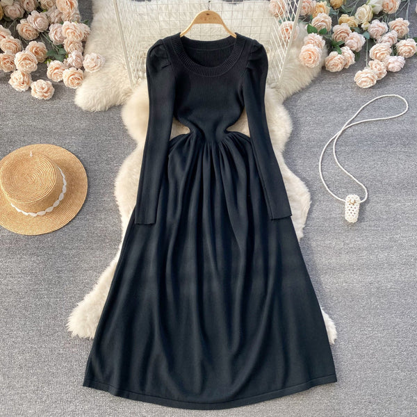 Simple Design Crew Neck Knitted Dress