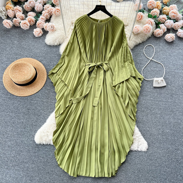 Solid Color Lace-up Pleated Dress