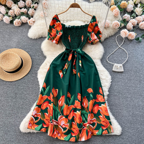 Courtly Floral Printed Lace-up Dress
