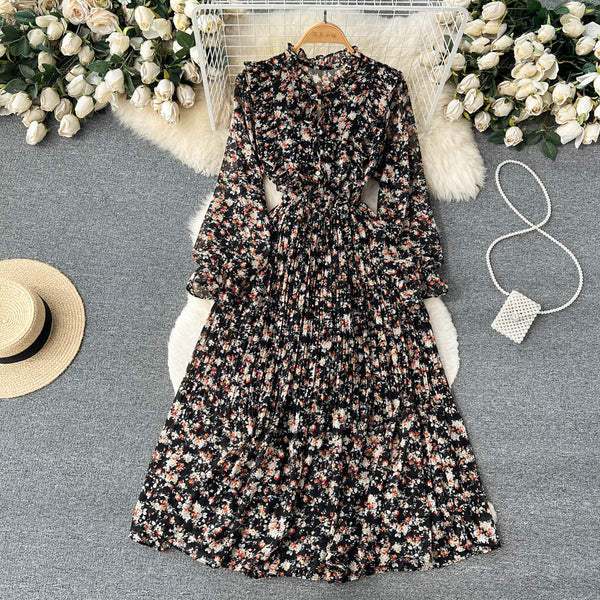 French Style Floral Pleated Dress