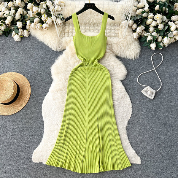 Solid Color Slim-fitting Knitted Dress
