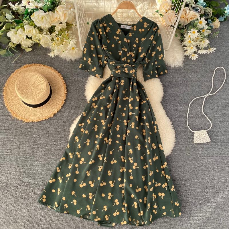 Heart Pattern Printed V-neck Maxi Dress