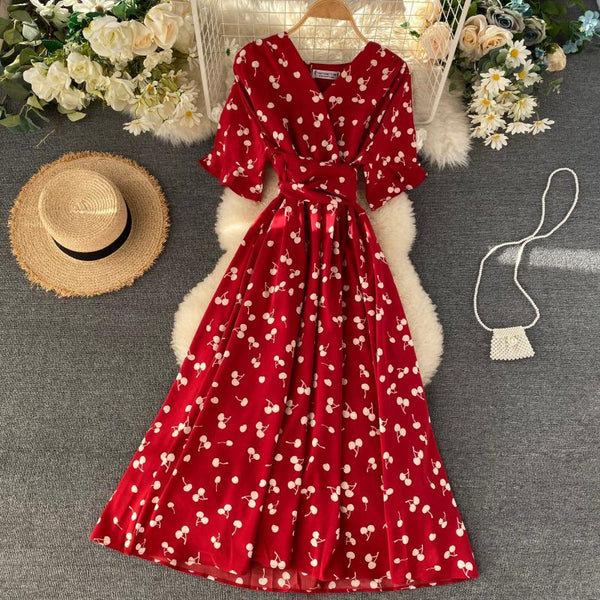 Heart Pattern Printed V-neck Maxi Dress