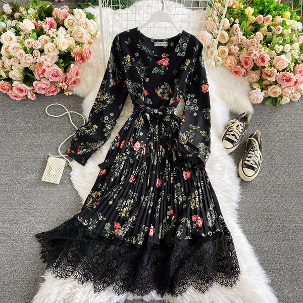 Floral Lace Patchwork Pleated Dress