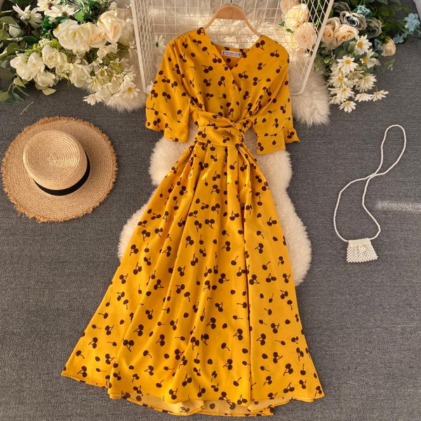 Heart Pattern Printed V-neck Maxi Dress